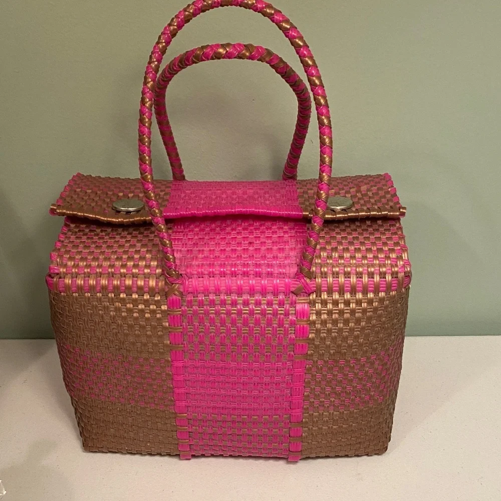 Stylish Pink and Brown Handwoven Handbag - Picture 12 of 12
